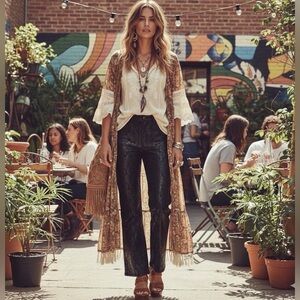 Zara Velvet sequin women’s pants in black Cowgirl , western , bohemian look